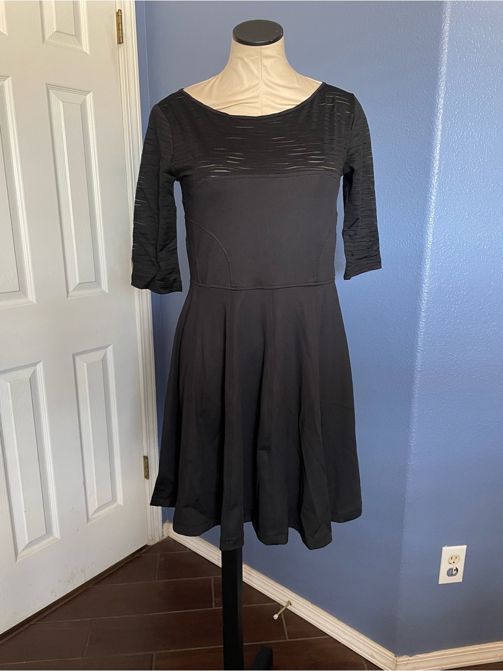 French Connection Black Agney Panelled Dress - Picture 2 of 8